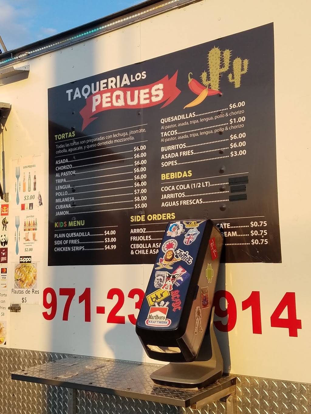 Taqueria Los Peques | restaurant | 3390 Portland Rd NE, Salem, OR 97301, USA | 9712397914 OR +1 971-239-7914