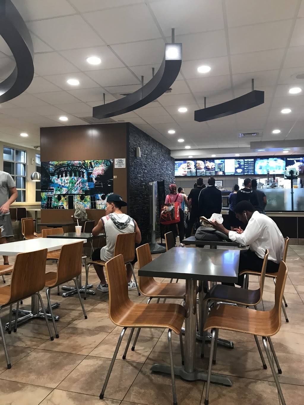 McDonalds | cafe | 1601 Alton Rd, Miami Beach, FL 33139, USA | 3056727055 OR +1 305-672-7055