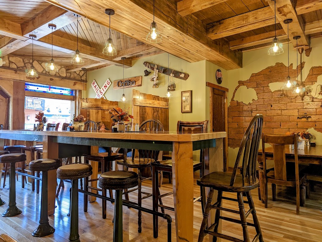 Walkers Cafe | restaurant | 121 N Market St, Minerva, OH 44657, USA | 3304139760 OR +1 330-413-9760