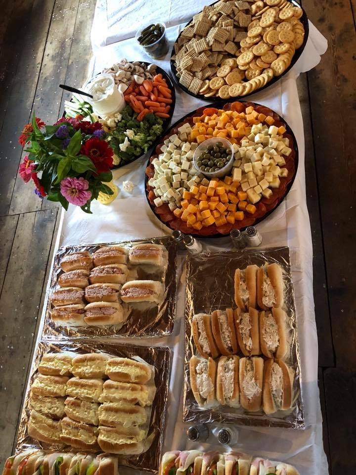 Steves Market | meal takeaway | 398 Depot St, Wilton, ME 04294, USA | 2076452954 OR +1 207-645-2954