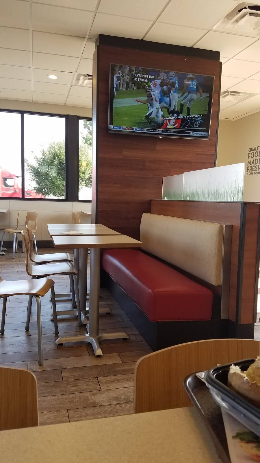 Wendys | restaurant | 2207 Highway 67 S, Pocahontas, AR 72455, USA | 8708924998 OR +1 870-892-4998