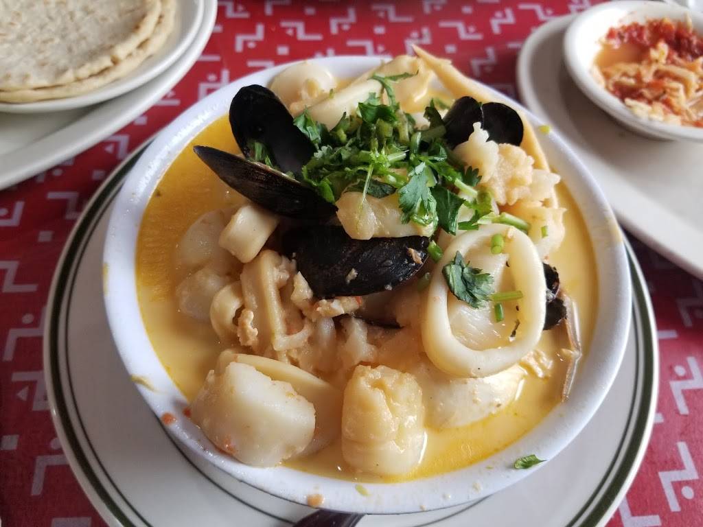 Atlacatl Restaurant | restaurant | 4701 Columbia Pike, Arlington, VA 22204, USA | 7039203680 OR +1 703-920-3680