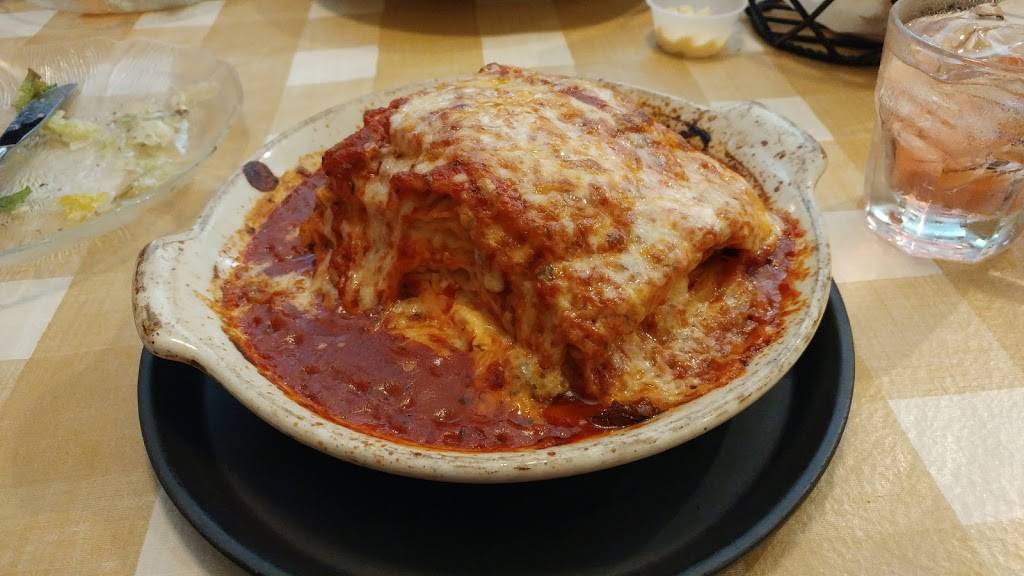 Campanellas | restaurant | 930 Oaklawn Ave, Cranston, RI 02920, USA | 4019433500 OR +1 401-943-3500