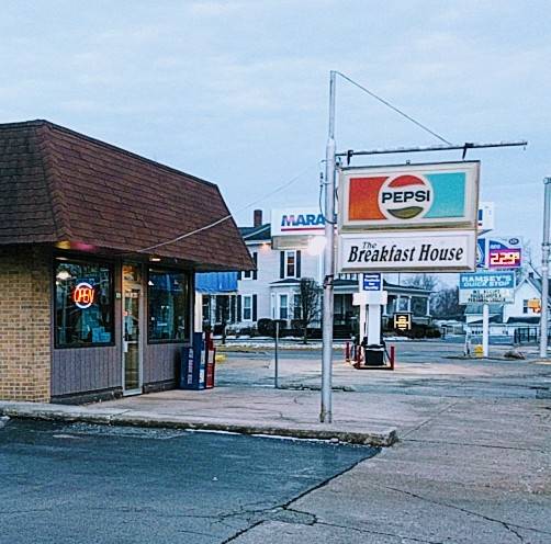 Breakfast House | restaurant | 323 S Main St, Kendallville, IN 46755, USA | 2603430832 OR +1 260-343-0832