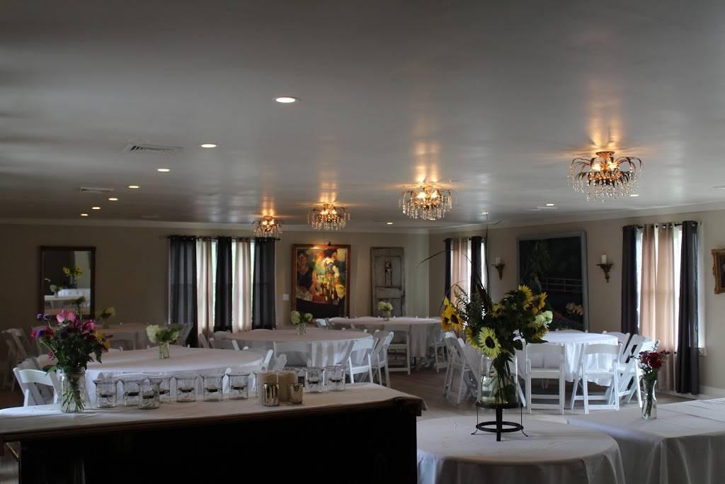 King Hill Inn & Kitchen | restaurant | 499 Andover Rd, New London, NH 03257, USA | 6038770063 OR +1 603-877-0063