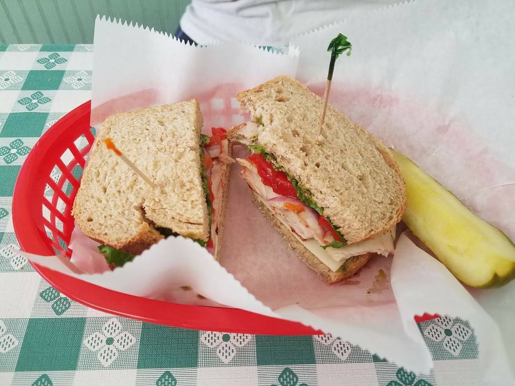 Swiftwater Café | restaurant | 405 Capitol St #105, Charleston, WV 25301, USA | 3043422443 OR +1 304-342-2443