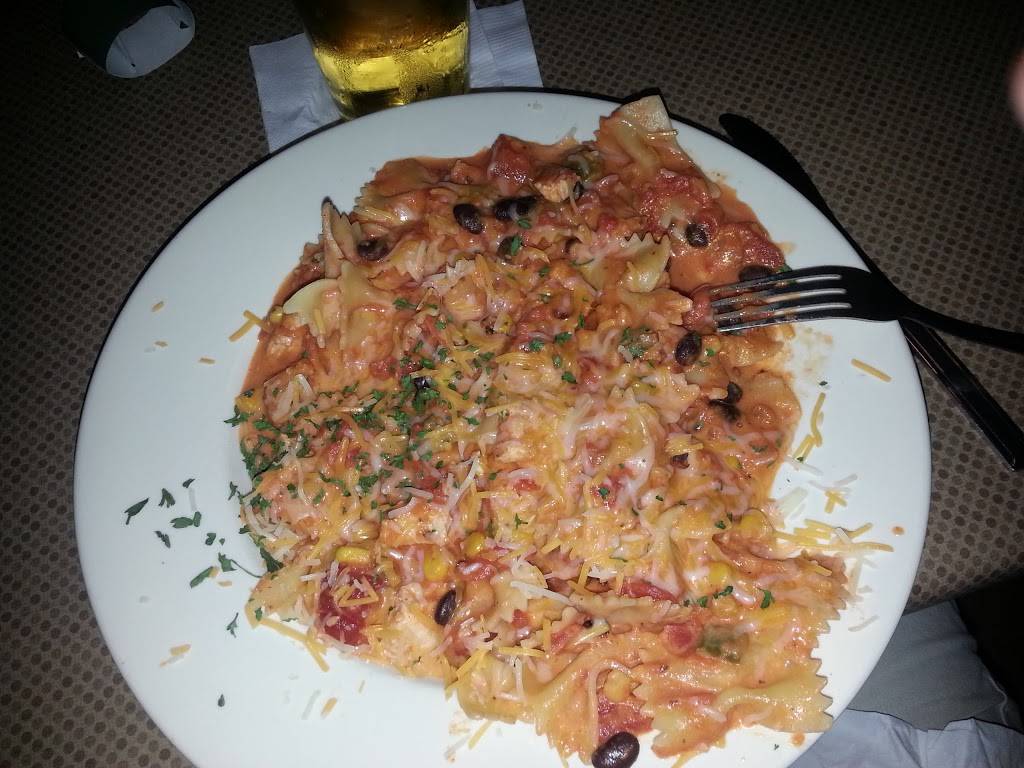 Brooklyns | restaurant | 1254 Eureka Rd, Wyandotte, MI 48192, USA | 7342828974 OR +1 734-282-8974