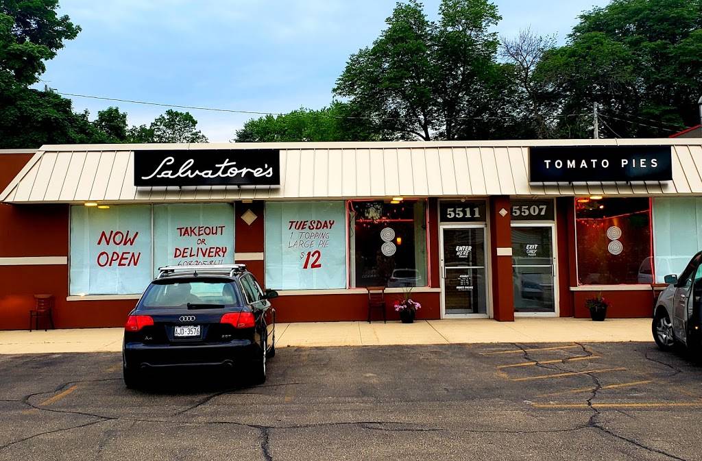 Salvatores Tomato Pies | restaurant | 5511 Monona Dr, Monona, WI 53716, USA | 6083058611 OR +1 608-305-8611