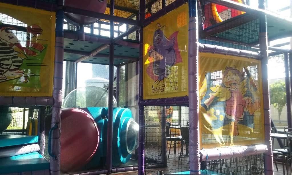 McDonalds | cafe | 39700 Five Mile Road, Plymouth, MI 48170, USA | 7344200033 OR +1 734-420-0033