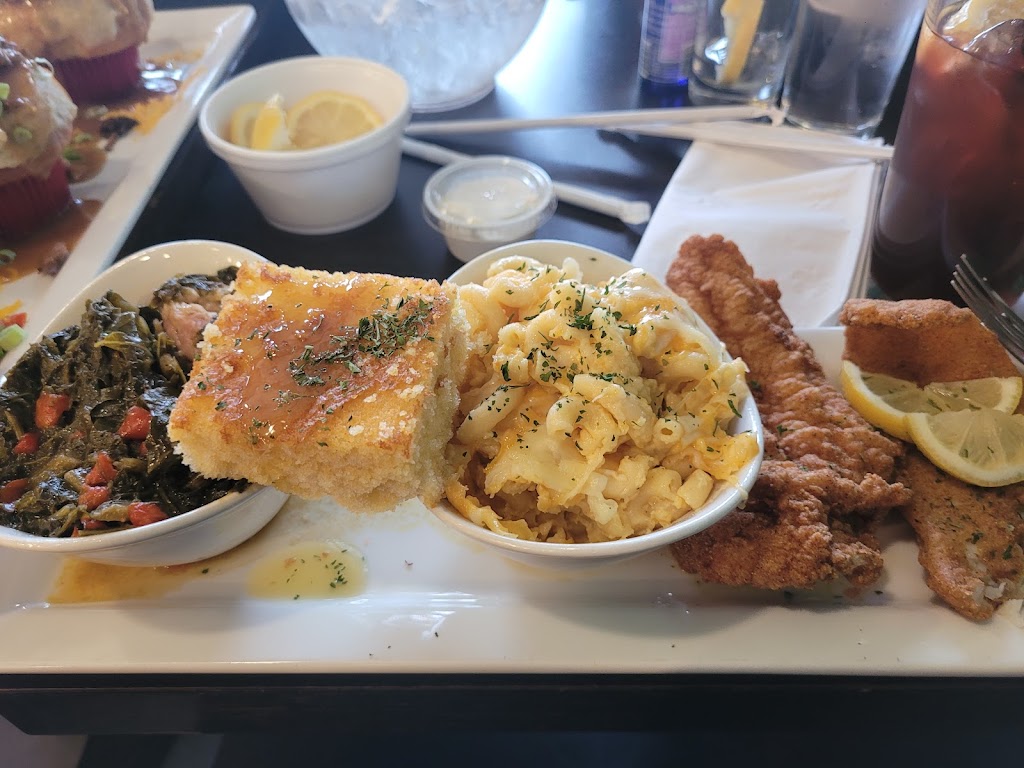 Oooh Wee It Is | restaurant | 33 E 83rd St, Chicago, IL 60619, USA | 8722447505 OR +1 872-244-7505