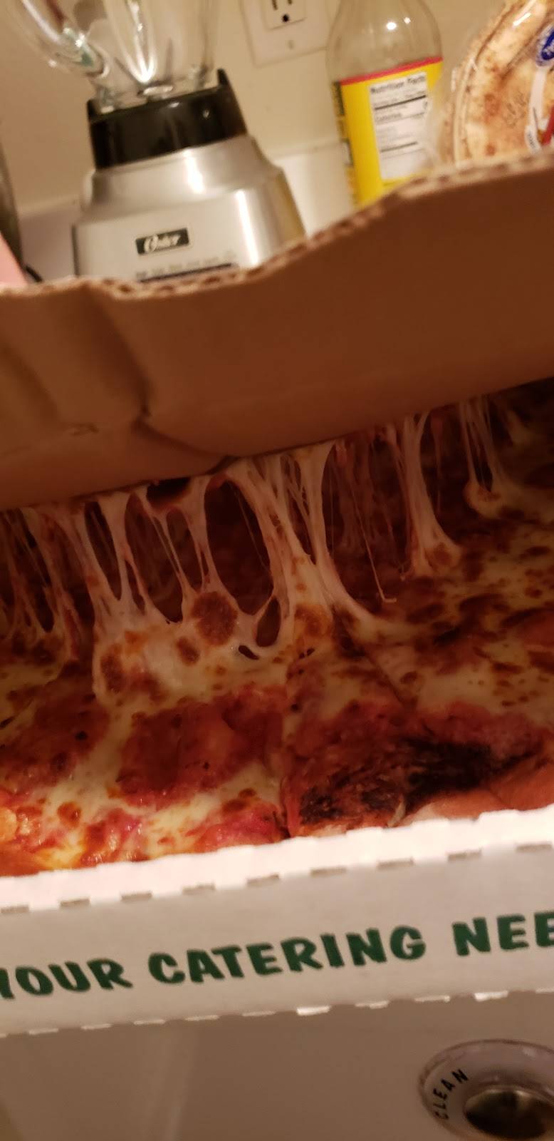 Guidos Pizza & Pasta | meal takeaway | 20113 Sherman Way, Winnetka, CA 91306, USA | 8188822627 OR +1 818-882-2627