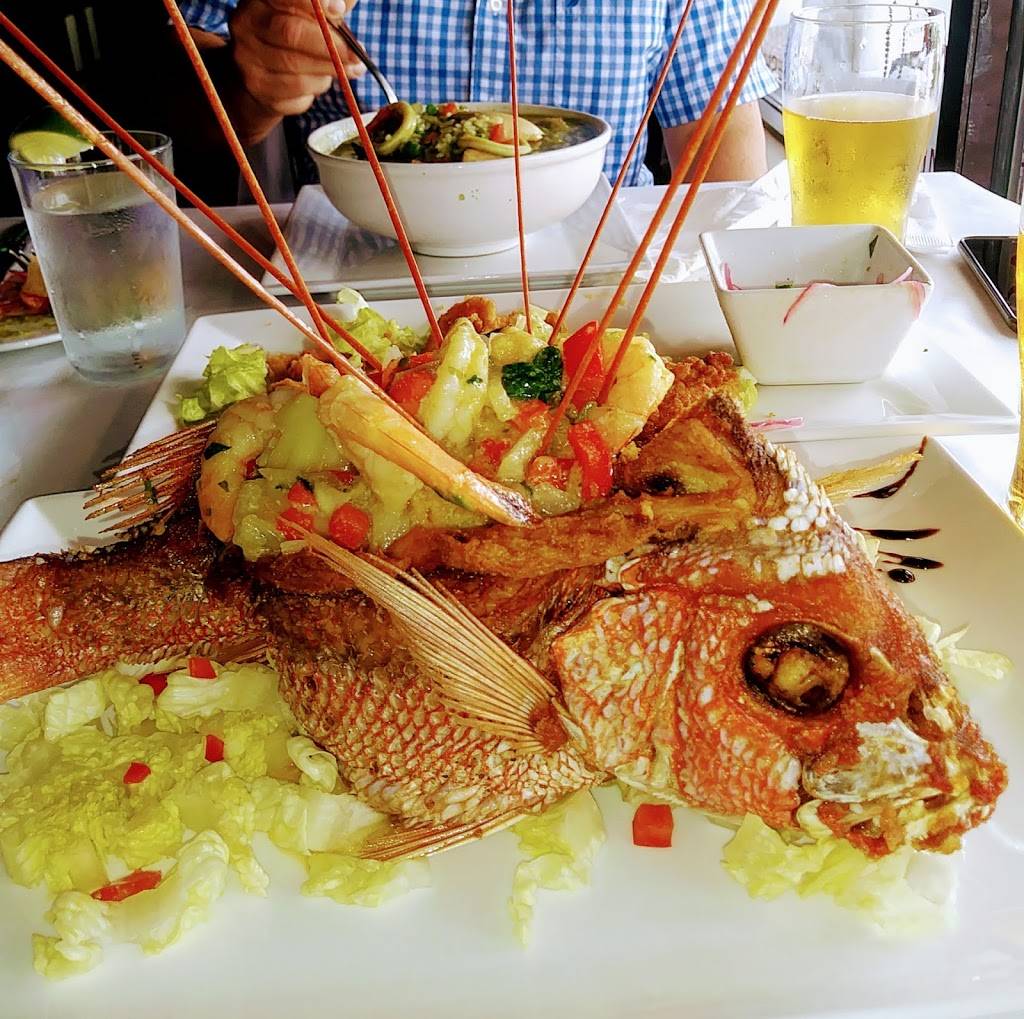 Pekaditos Mi Viejo San Juan | restaurant | 11980 SW 8th St, Miami, FL 33184, USA | 3052202221 OR +1 305-220-2221