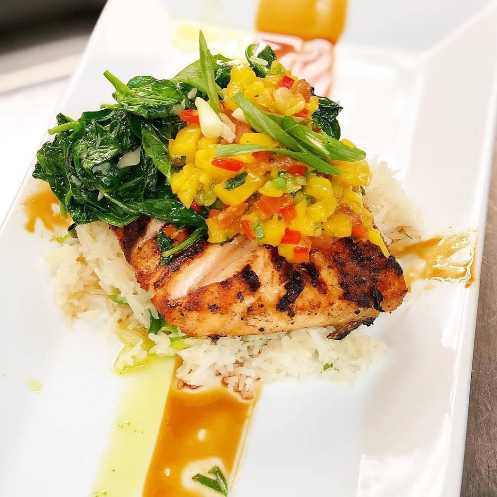 East On Main | restaurant | 10560 Main Rd, Mattituck, NY 11952, USA | 6312987208 OR +1 631-298-7208