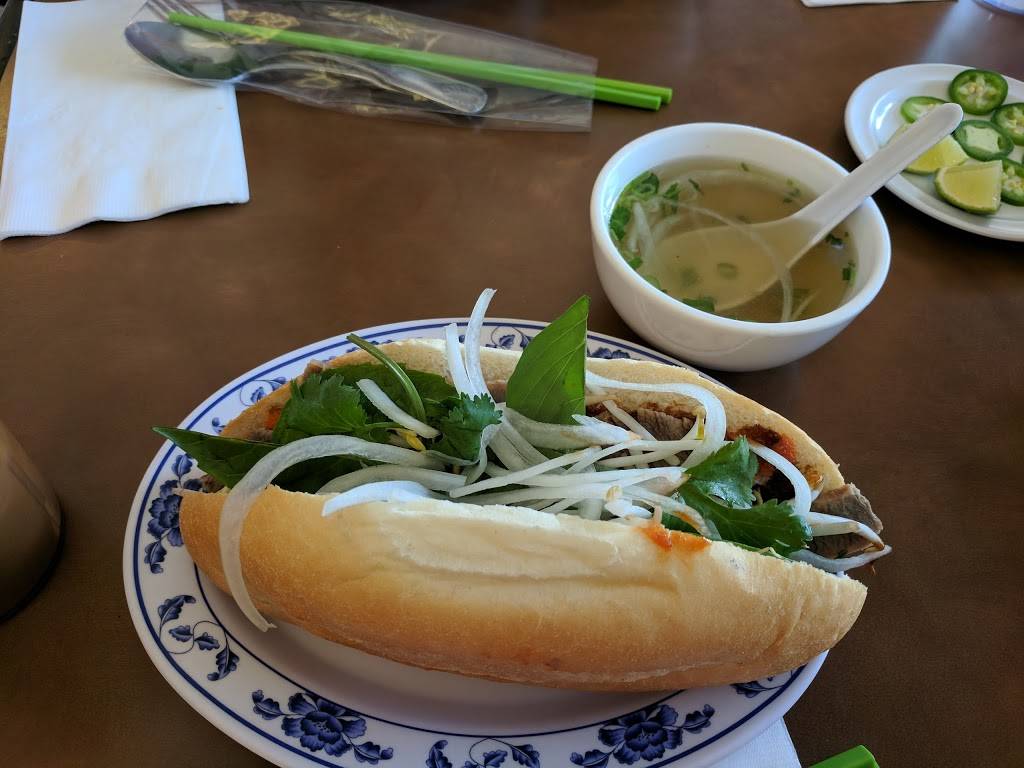 Pho One | restaurant | 11148 Westheimer Rd, Houston, TX 77042, USA | 7139170351 OR +1 713-917-0351