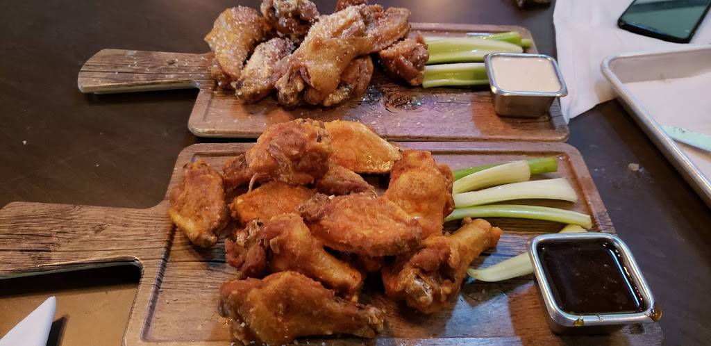 The Fat Rabbit Pub | restaurant | 16029 Tampa Palms Blvd W, Tampa, FL 33647, USA | 8132523004 OR +1 813-252-3004