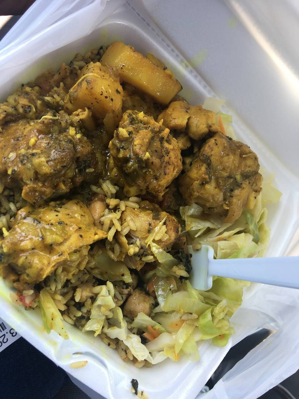 Christa-Bells Caribbean Cusine | restaurant | 414 N Union St, Wilmington, DE 19805, USA | 3025108989 OR +1 302-510-8989