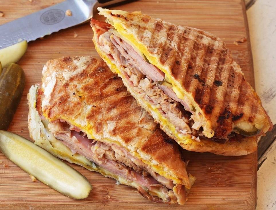 Marias Cafeteria cuban cuisine | restaurant | 1314 Ocean Shore Blvd, Ormond Beach, FL 32176, USA | 3868982245 OR +1 386-898-2245