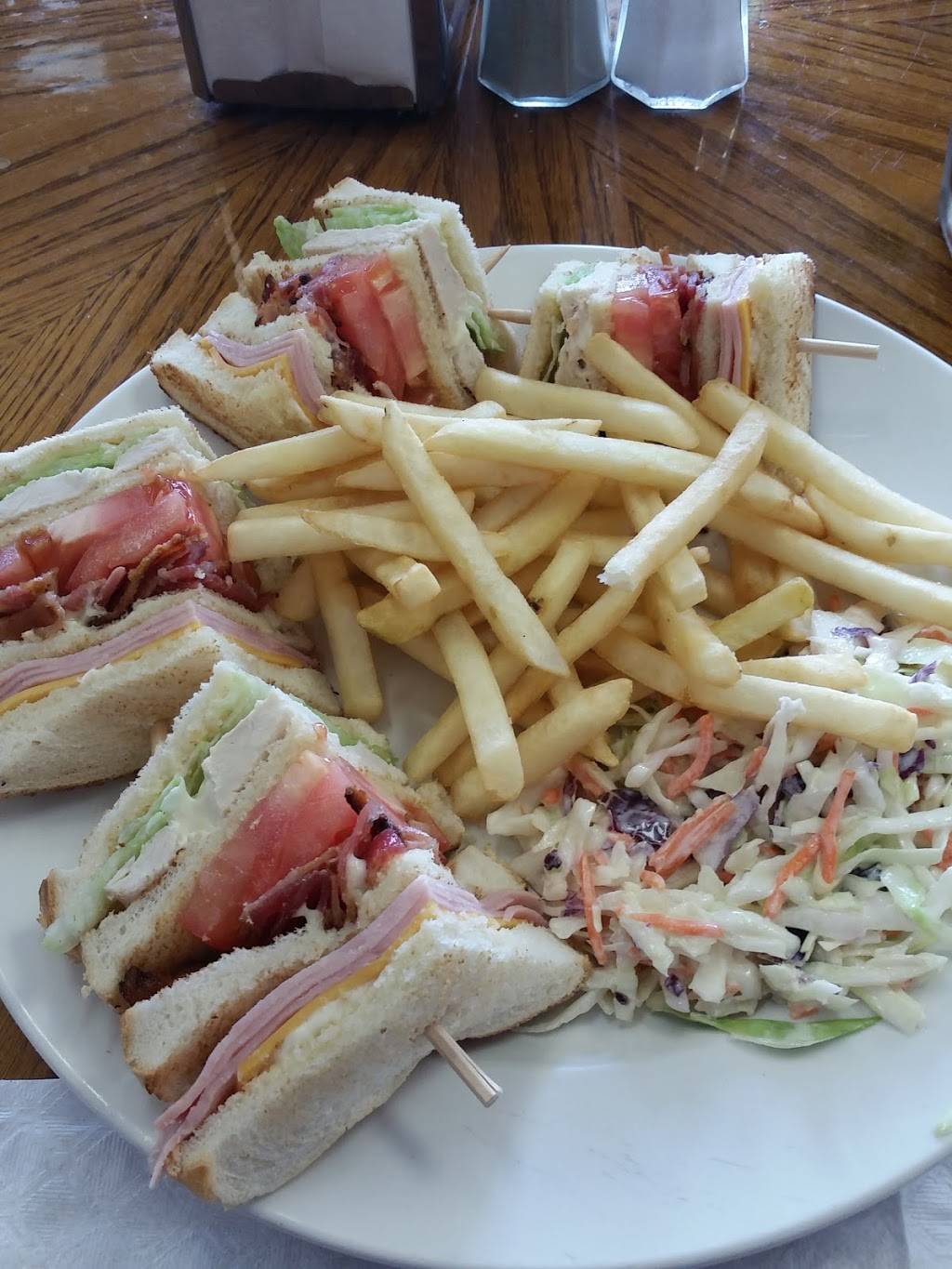 Uptown Restaurant | restaurant | 521 Tecumseh Rd E, Windsor, ON N8X 2S1, Canada | 5192589405 OR +1 519-258-9405