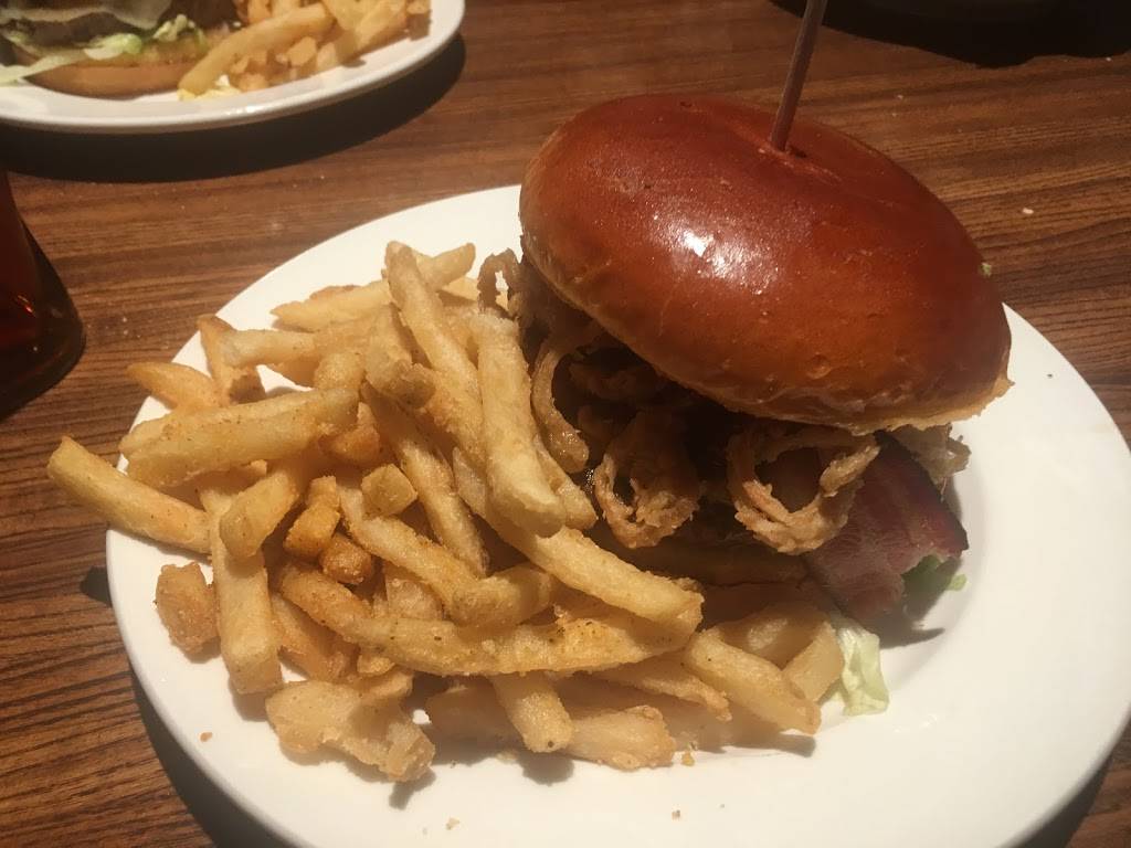 Old Republic Kitchen + Bar | restaurant | 155 S Randall Rd, Elgin, IL 60123, USA | 2245359544 OR +1 224-535-9544