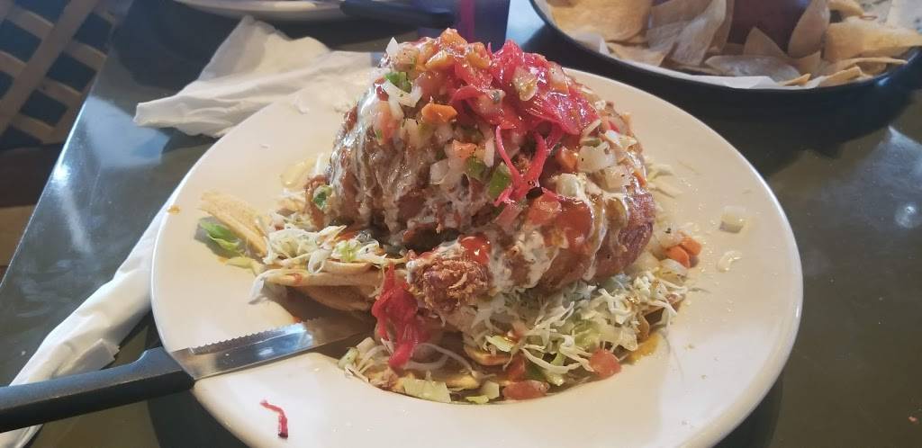 Fonda K-Tracha | restaurant | 3001 N May Ave, Oklahoma City, OK 73107, USA | 4056737678 OR +1 405-673-7678