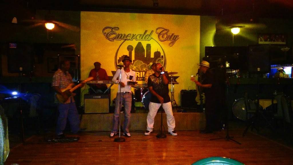 Emerald City Grill | restaurant | 2532 Martin Luther King Jr Blvd, Dallas, TX 75215, USA | 2144214648 OR +1 214-421-4648