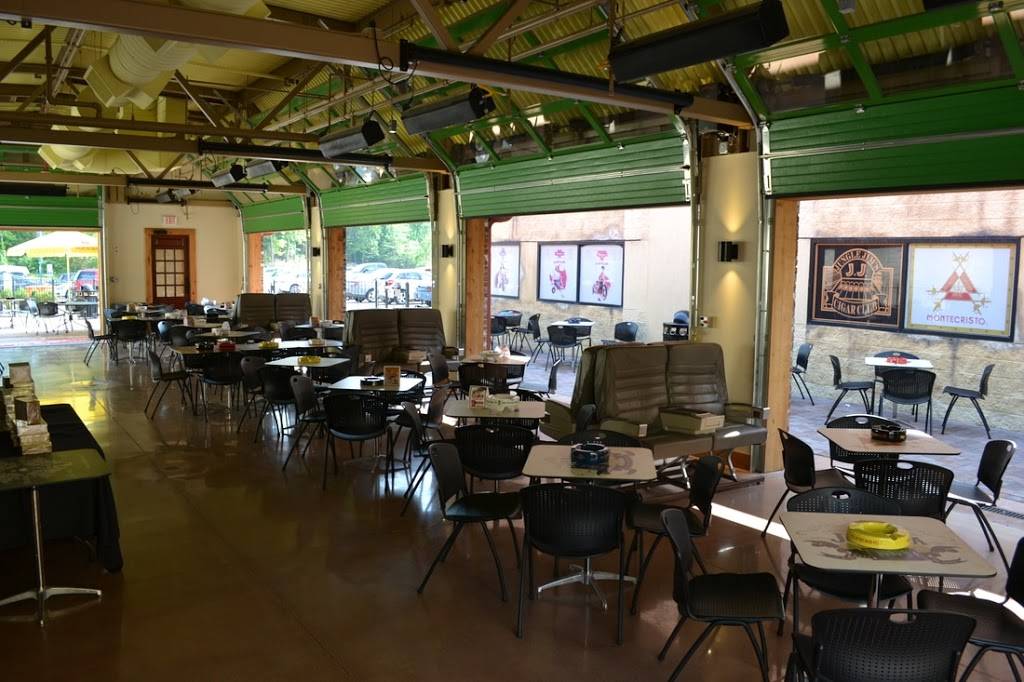 Paradise Pavilion at Jungle Jims | restaurant | 4450 Eastgate S Dr, Cincinnati, OH 45245, USA | 5136746000 OR +1 513-674-6000