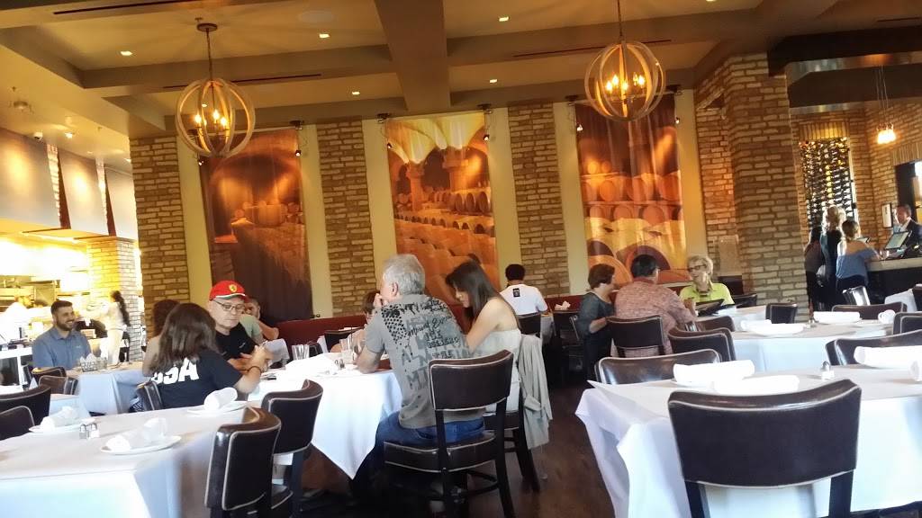 Noras Italian Cuisine | restaurant | 5780 W Flamingo Rd, Las Vegas, NV 89103, USA | 7028738990 OR +1 702-873-8990