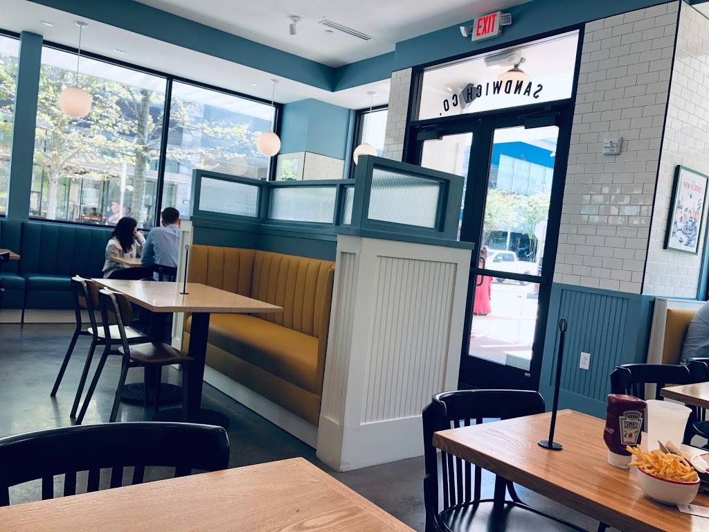 East Hampton Sandwich Co. | restaurant | 4444 Westheimer Rd h110, Houston, TX 77027, USA | 2816244616 OR +1 281-624-4616