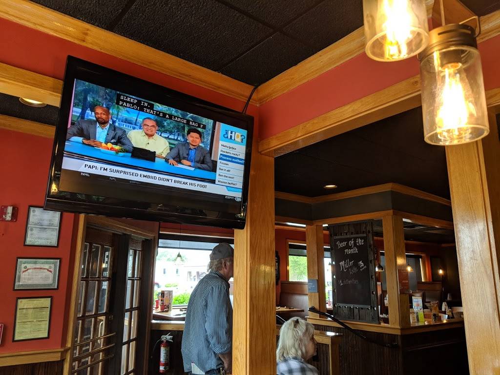 Applebees Grill + Bar | restaurant | 3066 Wilma Rudolph Blvd, Clarksville, TN 37043, USA | 9315518020 OR +1 931-551-8020