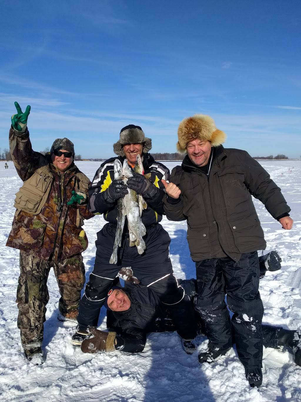 Restaurant Terrasse Du Lac | restaurant | 286 Boulevard de Maple Grove, Maple Grove, QC J6N 1L3, Canada | 4504297989 OR +1 450-429-7989