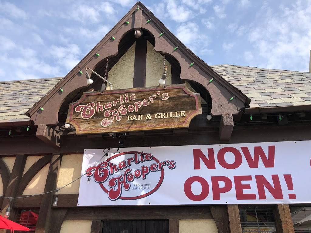 Charlie Hoopers | restaurant | 12 W 63rd St, Kansas City, MO 64113, USA | 8163618841 OR +1 816-361-8841