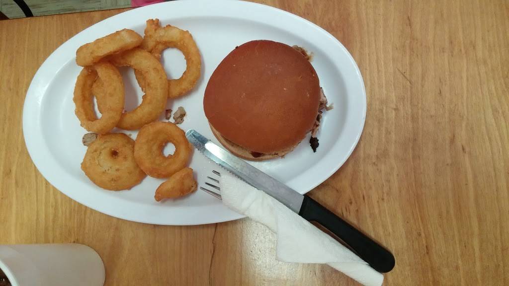 Big Deddys Wings & BBQ | restaurant | 385 Old Coal City Rd, Pell City, AL 35125, USA | 2058841070 OR +1 205-884-1070