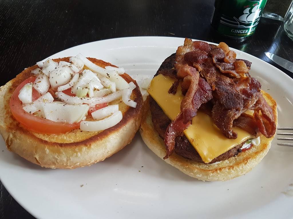 Greek Village Bar And Grill | restaurant | 1 - 730 Danforth Ave, Toronto, ON M4J 1L5, Canada | 4167924244 OR +1 416-792-4244