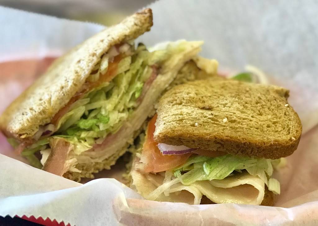 Lucky Dice Cafe | restaurant | 7914 Memorial Pkwy SW Suite B7, Huntsville, AL 35802, USA | 2568018187 OR +1 256-801-8187