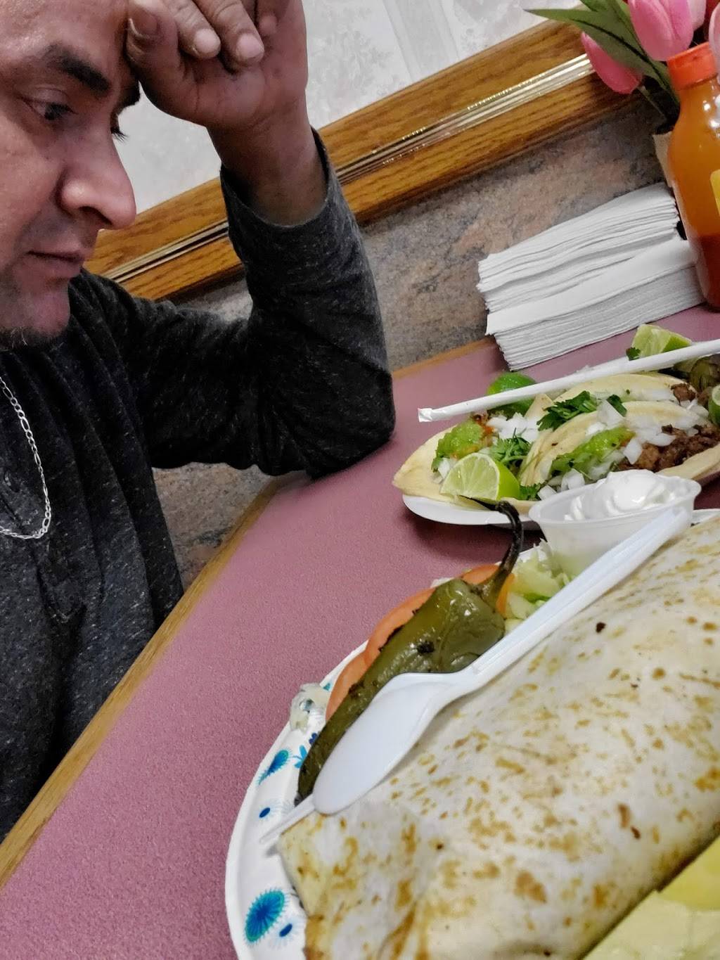 Bella Capri Restaurant & Grill | restaurant | 6 College Park Ln #7, Georgetown, DE 19947, USA | 3028550300 OR +1 302-855-0300