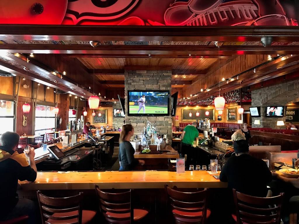 Cadillac Ranch | restaurant | 1060 Settlers Ridge Center Dr, Pittsburgh, PA 15205, USA | 4127880777 OR +1 412-788-0777