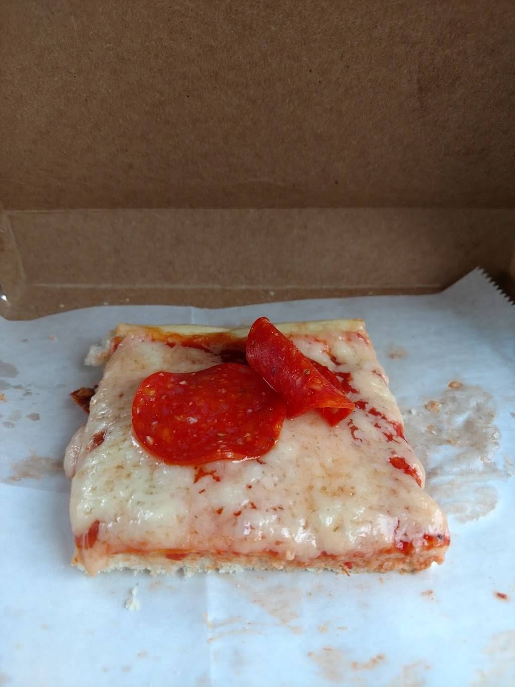 Walthers Hill House | restaurant | 444 W Maiden St, Washington, PA 15301, USA | 7242258858 OR +1 724-225-8858