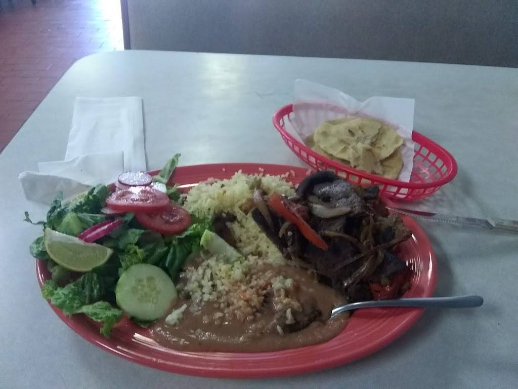 Golfo De Fonseca | restaurant | 1618 W 6th St, Los Angeles, CA 90017, USA | 2134837245 OR +1 213-483-7245