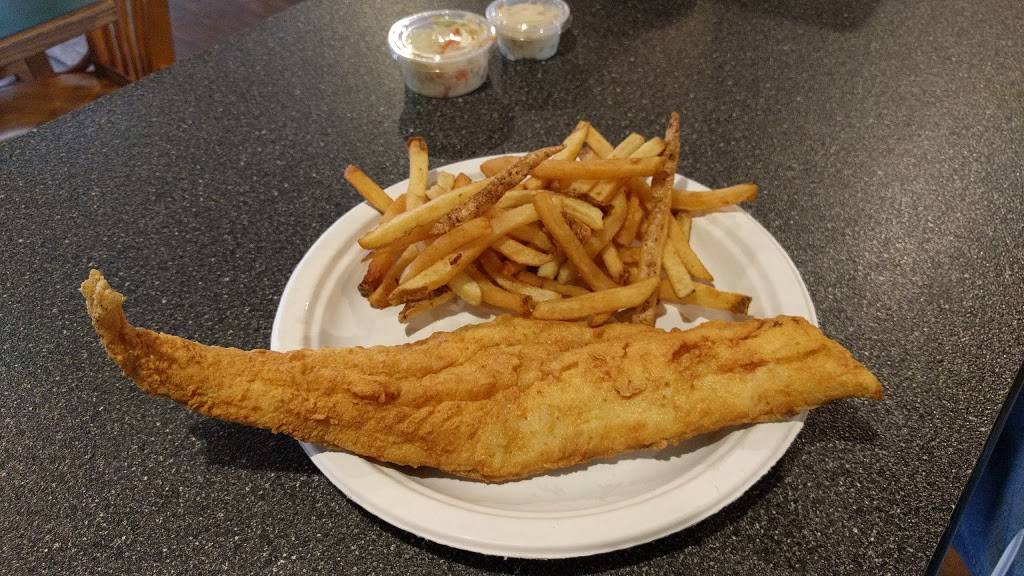 Scales Seafood & Ice Cream | restaurant | 45 River St, Millbury, MA 01527, USA | 5088653377 OR +1 508-865-3377