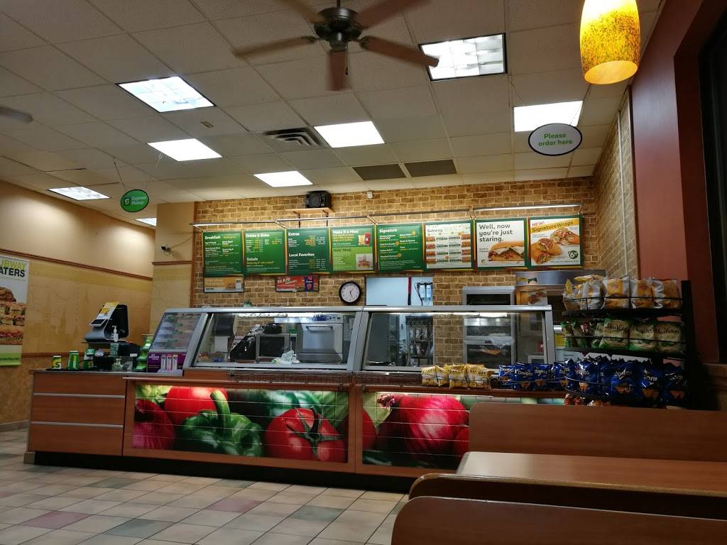 Subway | restaurant | 17900 N Western Ave, Edmond, OK 73012, USA | 4058446400 OR +1 405-844-6400