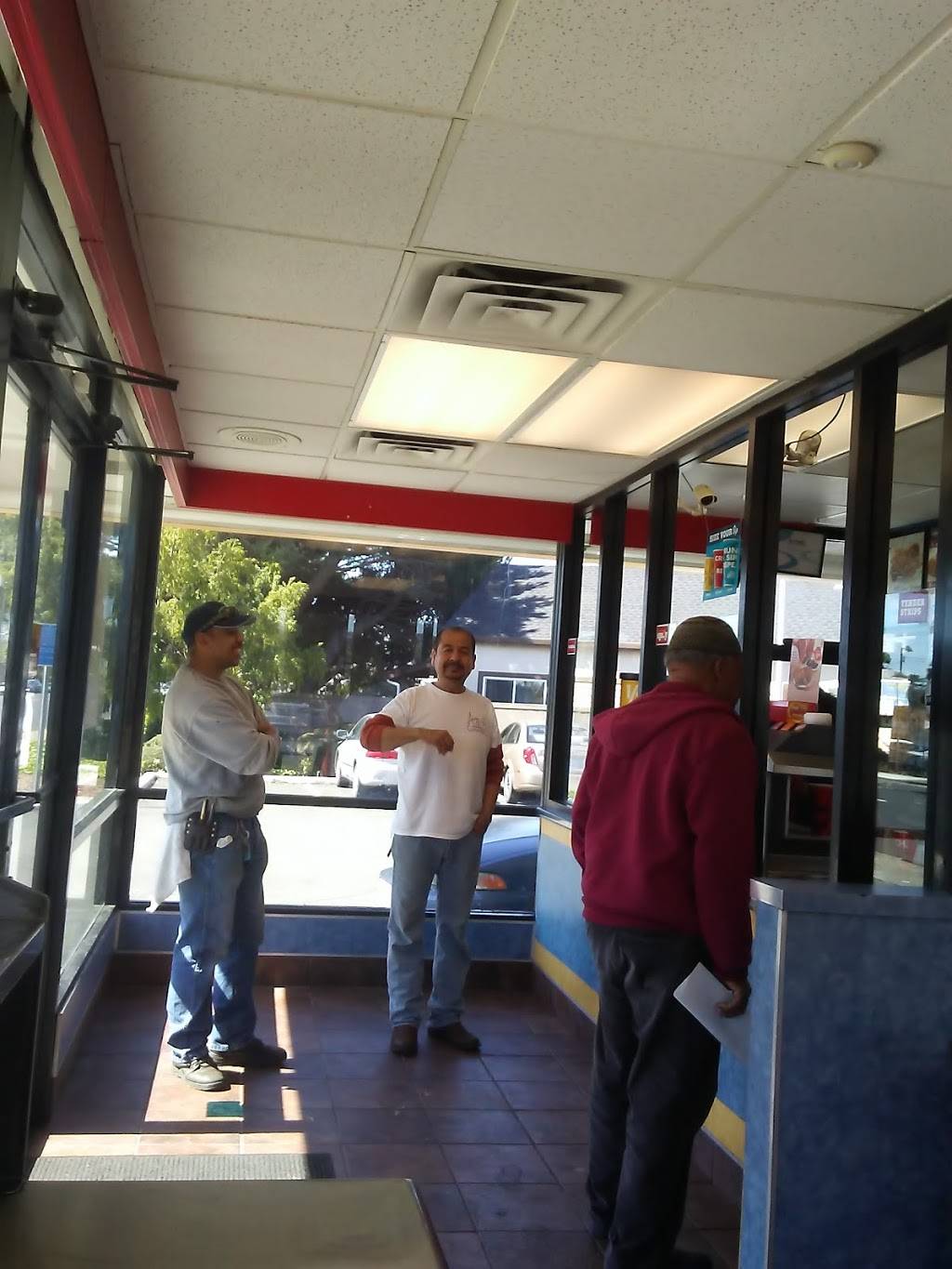 Churchs Chicken | restaurant | 1920 Solano Ave, Vallejo, CA 94590, USA | 7076428118 OR +1 707-642-8118