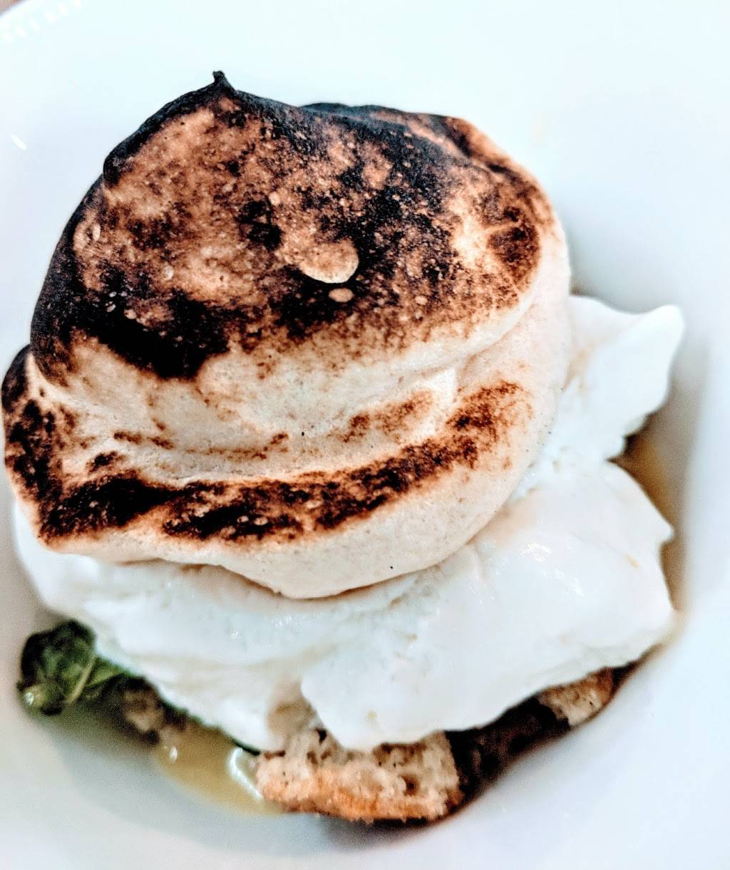 Meadow Neighborhood Eatery + Bar | restaurant | 555 W Bitters Rd #110, San Antonio, TX 78216, USA | 2104814214 OR +1 210-481-4214