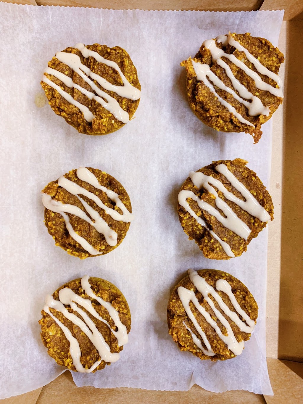 Iron Bay Restaurant & Drinkery | restaurant | 105 E Washington St, Marquette, MI 49855, USA | 9062730990 OR +1 906-273-0990