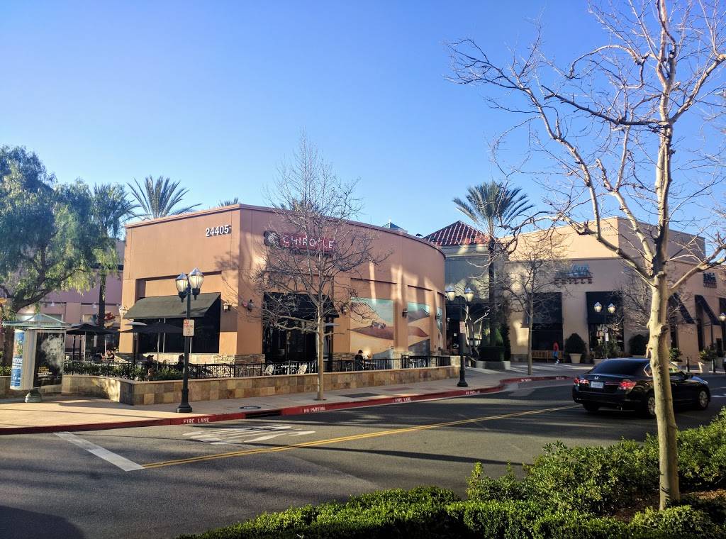 Chipotle Mexican Grill | restaurant | 24405 Town Center Dr, Valencia, CA 91355, USA | 6612842461 OR +1 661-284-2461