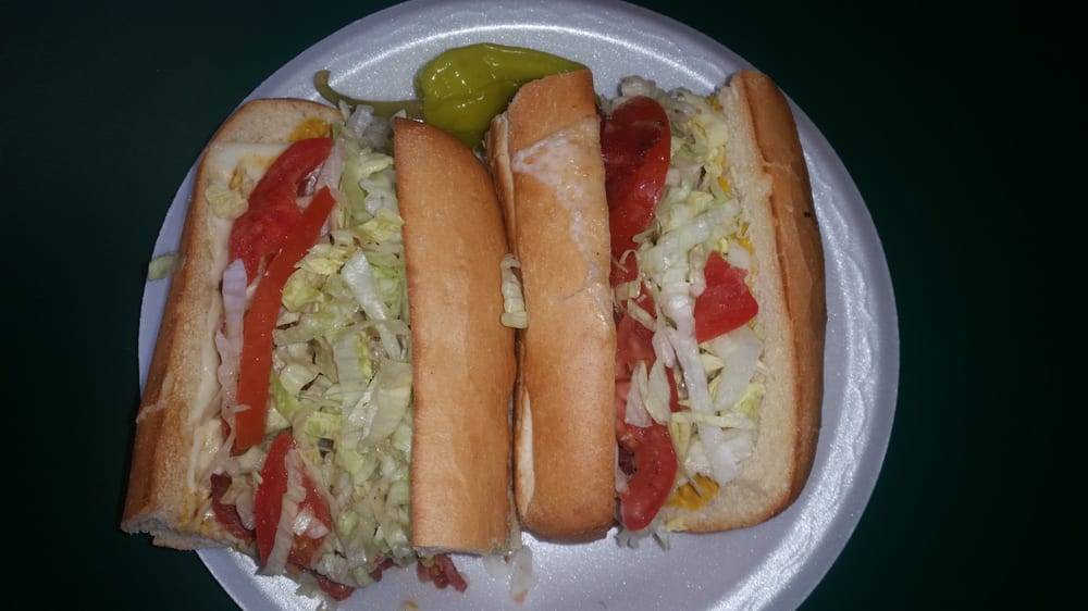 Ameci Pizza & Pasta | meal takeaway | 1941 N Rose Ave, Oxnard, CA 93036, USA | 8059811400 OR +1 805-981-1400