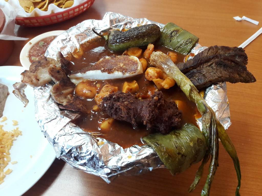 El Compadre Restaurant | restaurant | 8440 Sunland Blvd, Sun Valley, CA 91352, USA | 8187681095 OR +1 818-768-1095