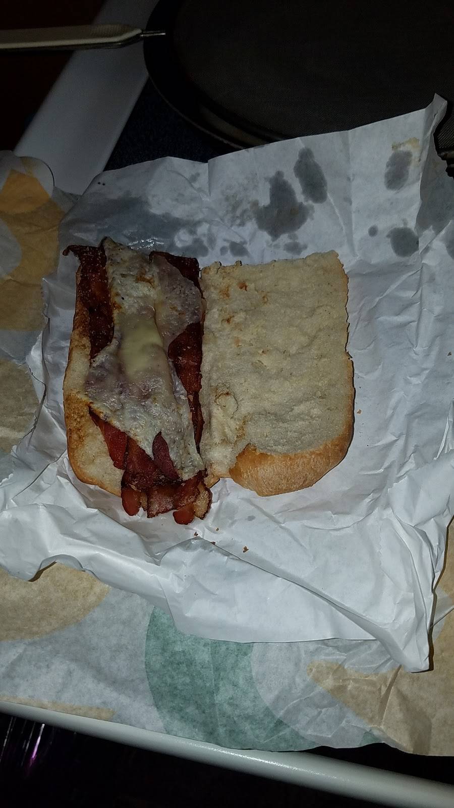 Subway Restaurants | restaurant | 113 W Rochester St, Akron, IN 46910, USA | 5745982595 OR +1 574-598-2595