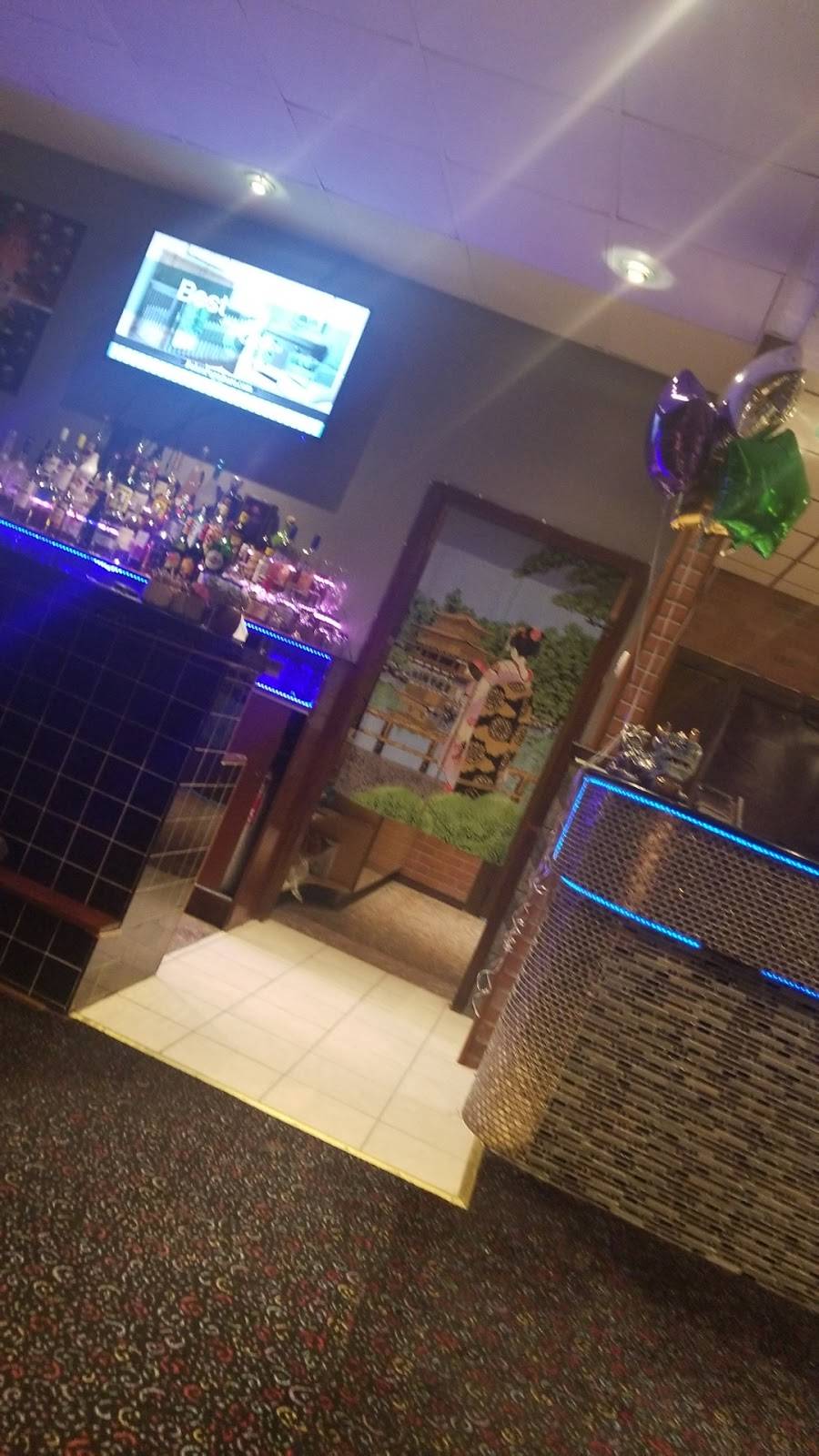 Oishii Asian fusion | restaurant | 415 NY-25A, Rocky Point, NY 11778, USA | 6318212121 OR +1 631-821-2121