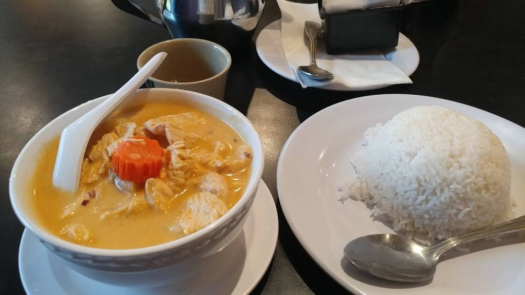 Coco Hut Thai Food | restaurant | 10690 Laurel Canyon Blvd, Pacoima, CA 91331, USA | 8183026145 OR +1 818-302-6145