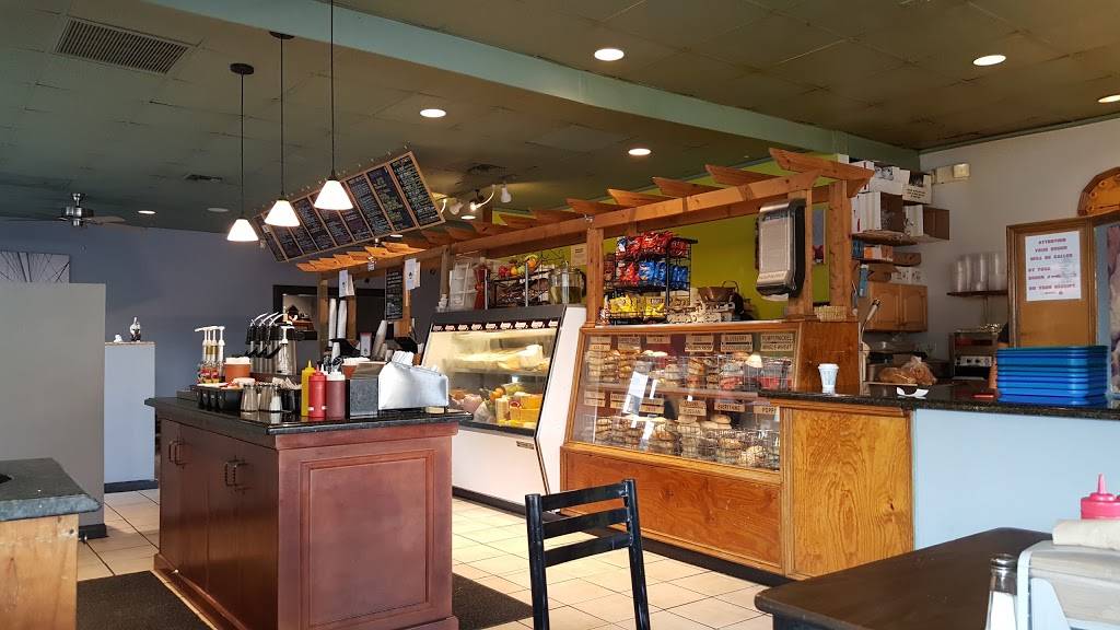 Makebs Bagels | bakery | 4352 Okeechobee Blvd, West Palm Beach, FL 33409, USA | 5612422700 OR +1 561-242-2700